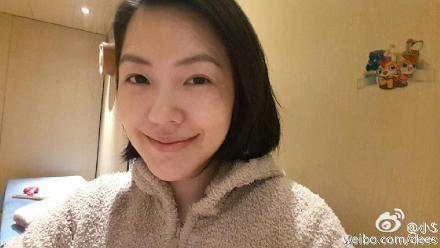 小S换发型发型吓呆许雅钧扒一扒小S微博里的张智霖37自拍图片