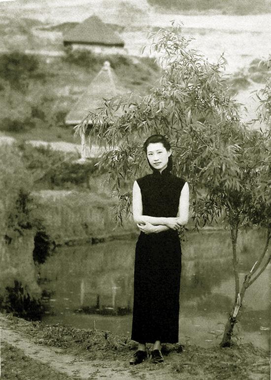 文章戏中热吻演员 少帅中的激情戏剪辑:张歆怡