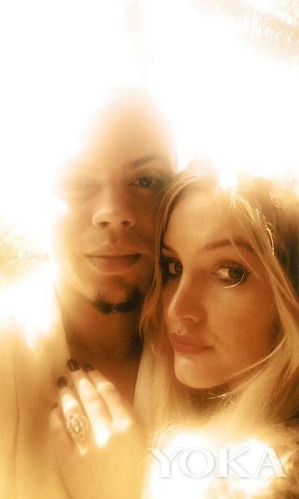 ��Ʋ��P������ (Ashlee Simpson�^