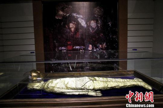 ͼΪ���ɹ����￼���о������ɡ���˿���磬���ɹ�ͨ��������������ɽ�ɳ¹�����Ĺ�����ĳ¹���������������������ξ���ܾأ����ʵ»ʺ�֮�֣�Ϊ̩�����ڶ�ʹ����У̫ʦ����ʱ�����ʮ���ꡣ���޼�������