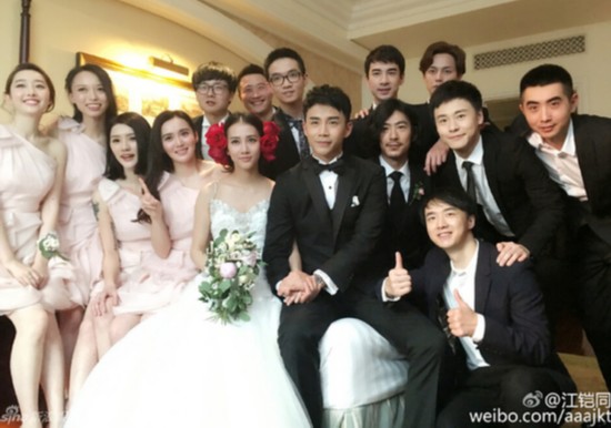 李茂与弦子大婚求婚露心机 盘点明星婚礼伴娘伴郎斗艳