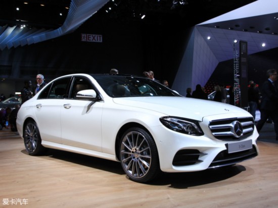 曝奔驰全新E级Coupe最新谍照 明年发布