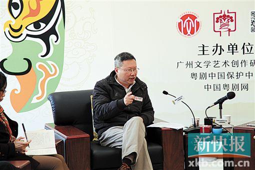 人口学者_人口学者黄文政