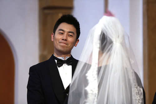 漂洋过海来看你探班朱亚文王丽坤小年大婚9