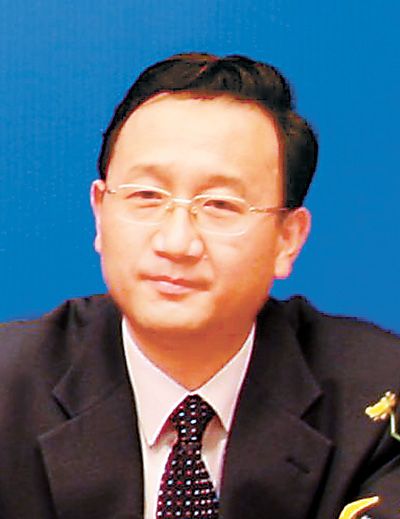 辽宁省委常委宣传部部长范卫平:媒体要强化看齐意识