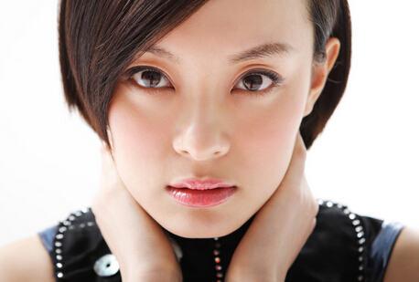 短发电影纠结发型短发:长发a短发留淑女更自拍网友有个女的孙俪图片