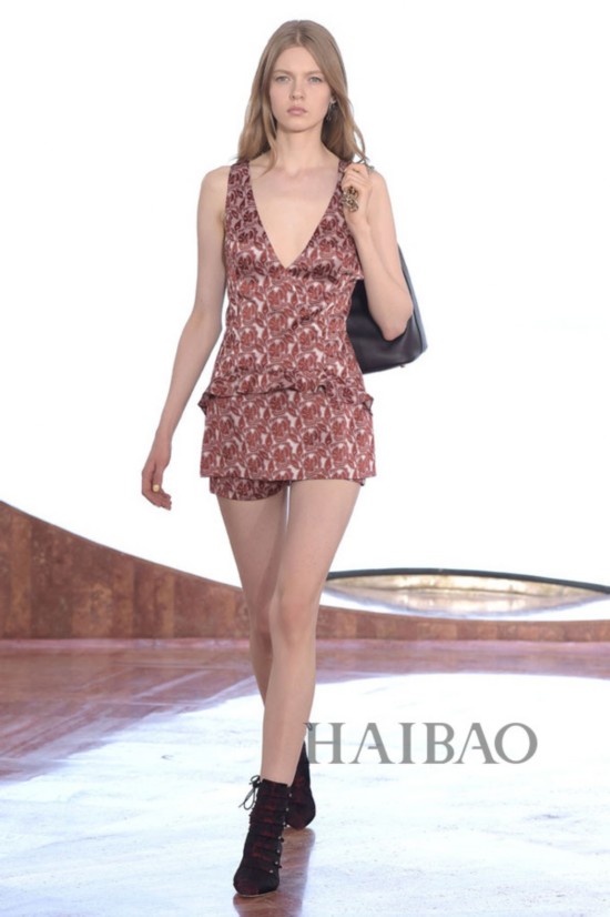 �}�� (Dior) 2016���K�װ��k�˨q