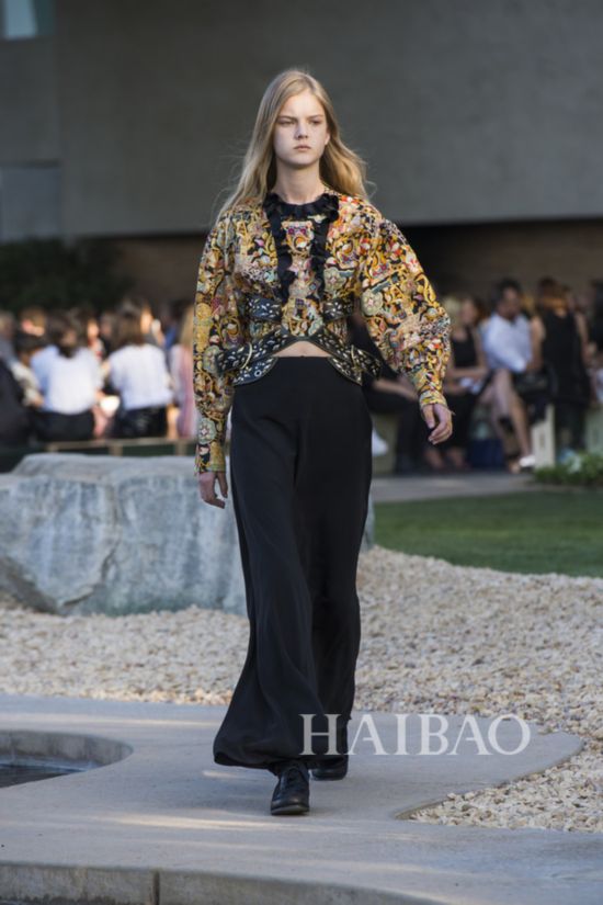 �����P�µnLV (Louis Vuitton) 2016���K�װ��t�C