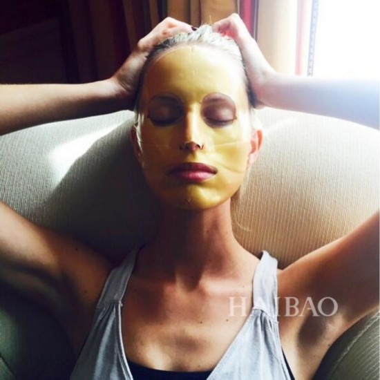 超模卡罗莱娜·科库娃 (Karolina Kurkova) 私照