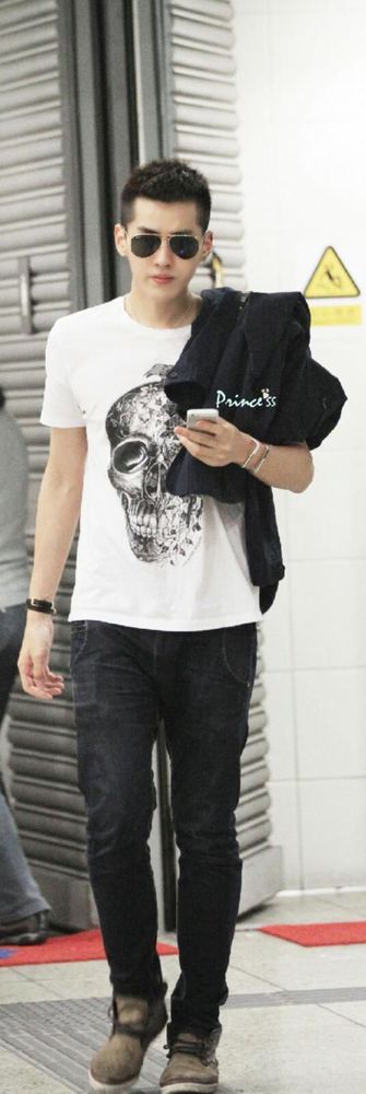 EXO鹿晗吴亦凡赵丽颖唐嫣 被捧上天的真实颜