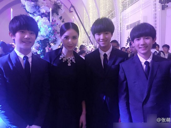 黄晓明Baby大婚全记录 群星婚礼现场秀合影