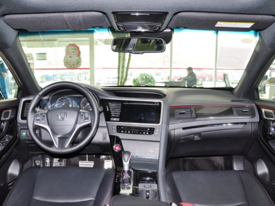 ���籾��  2.4L �п�̨����