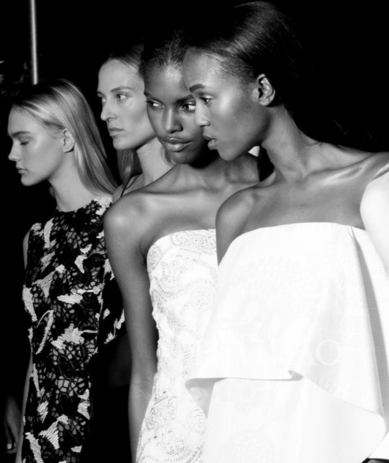 ���ԤڡP���� (Prabal Gurung) 2016�K�L�q���Z�x��
