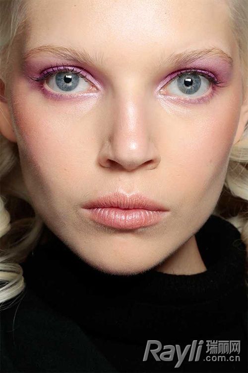 matthew-williamson-make-up-ss15-2597-imaxtree__large