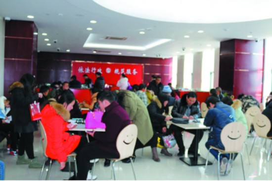 2月14日盐城盐都180对新人办理结婚登记