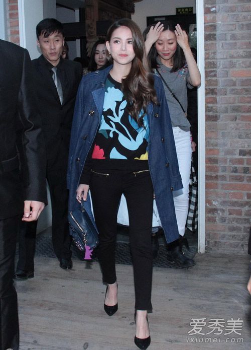 Angelababy杨幂郑爽刘诗诗 女星新春机场街拍
