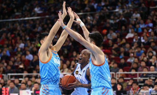 CBA季后赛:北京首钢不敌新疆