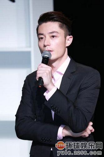 胡歌霍建华靳东王凯走红背后：个个有背景！老干部家世背景全揭秘