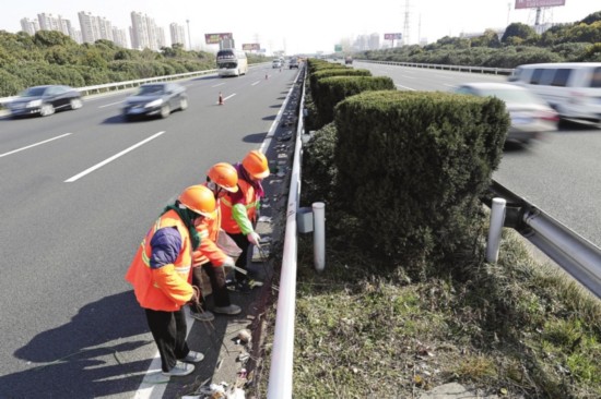 宁沪高速车祸_宁沪高速员工收入(2)