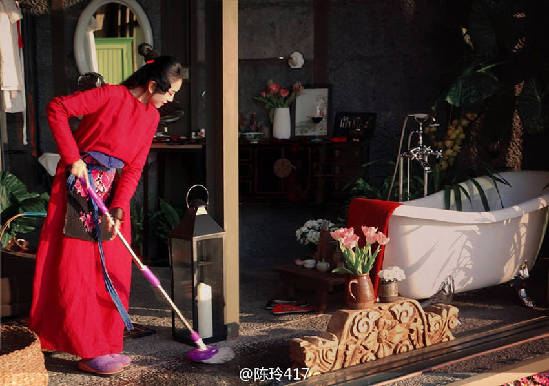 58岁杨丽萍豪宅首曝光 揭杨丽萍终身不育及离