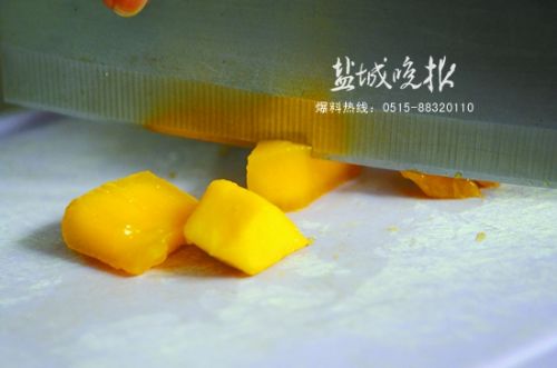 盐城两大男生创业做沙拉 想吃需提前一天预订