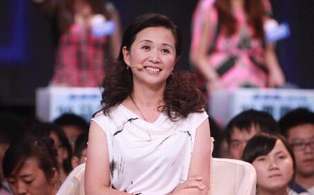  黄菡宣布退出非诚 揭背后原因内幕 金星将接替