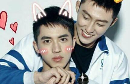 “上瘾”黄景瑜许魏洲是gay吗?两人私照曝光让无数女粉丝尖叫--重庆视窗--人民网