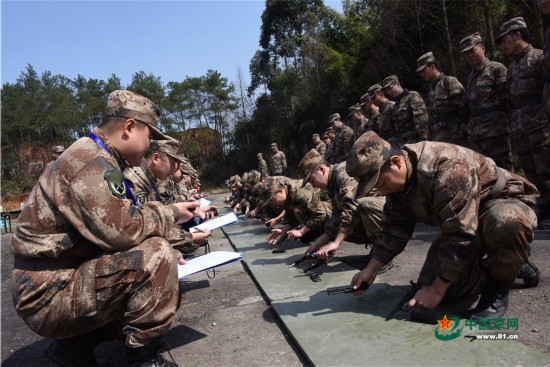 汽车兵比武除了车技还比些啥?