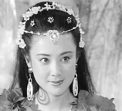 傅艺伟冰毒尿检呈阳性 共同吸毒者为其好闺蜜