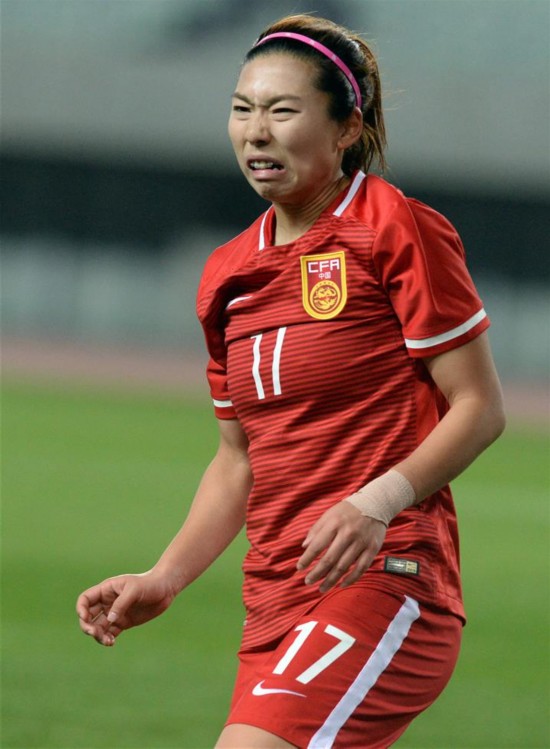  女足奥预赛 :中国队战平 朝鲜 队--重庆视窗--人民