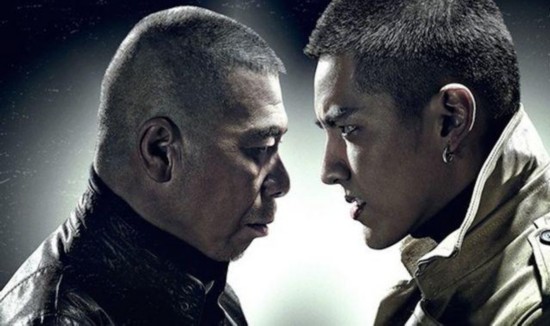 吴亦凡拍戏受伤 EXO归国四子吴亦凡鹿晗二子