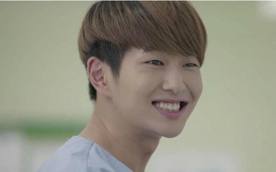 太阳的后裔第四集剧情:柳时镇被解除职务 姜暮