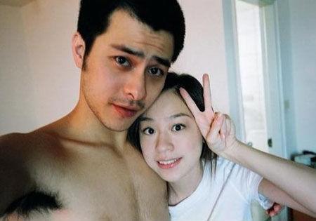  曝王心凌婚事告吹 与前任8年3度分手 王妈被指