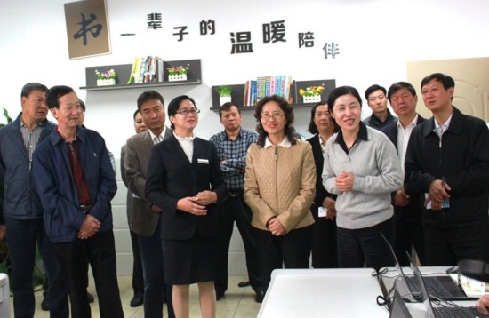 云南省委常委、常务副省长李江调研玉溪互联