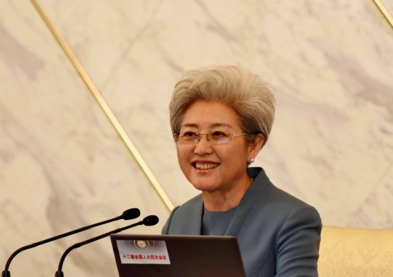 十二屆全國人大四次會議新聞發布會：大會發言人傅瑩回答記者的提問