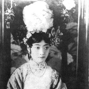 清朝后宫妃嫔格格真实照片 清末皇族谁最漂亮