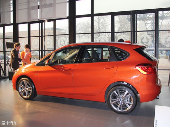 2ϵActive Tourer