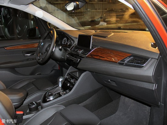 2ϵActive Tourer