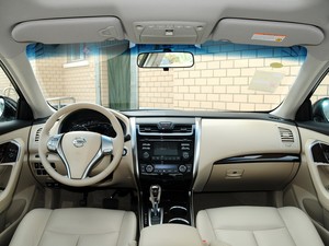 �����ղ� ���� 2013�� 2.0L XL���ʰ�