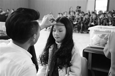 宁波一小学开设选修课 聘任家长当老师