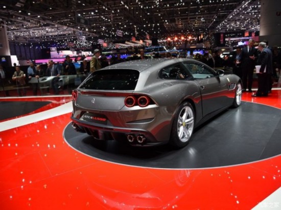 法拉利 GTC4Lusso 2017款 基本型