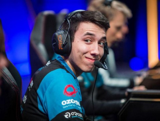 6日战报:QG遭淘汰 SKT携手FNC出线小狗UZI遭