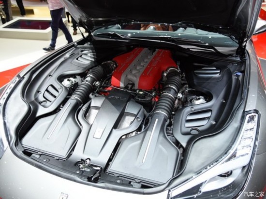 法拉利 GTC4Lusso 2017款 基本型