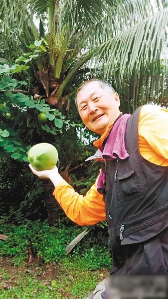 吉林退休教师徒步三亚:历时148天 行走660万步