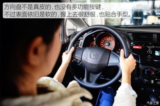 �������� �ɶ� 2014�� 1.5L LX CVT������