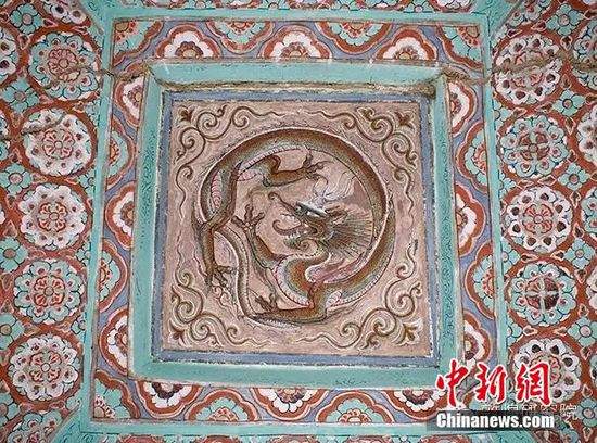 ��̧ͷ�ֽС���ͷ�ڡ������й��Ŵ����������غ�����ǰ����һ��һ�����¶��������������ġ����ա��౻��Ϊ����ؽ��С�������ͨ�����ӡ������������������Ǿ������������������Ǽ�����������Ҹ��������ͼ��顣ͼΪ��Ī�߿ߵ�245��-�微-���������ػ��о�Ժ��ͼ