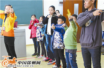 学太极练射箭 15名泰国学生来徐州体验生活