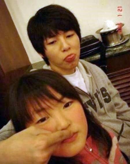 太阳的后裔壁纸花边:如何系鞋带撩妹 宋仲基妹