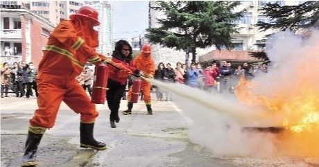 社区微型消防站全省首次演练