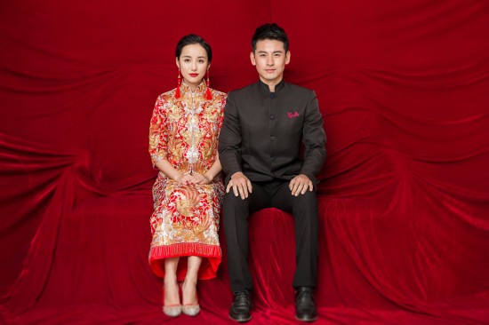 钱泳辰吕一今日大婚 刘芸晒与新娘美艳自拍